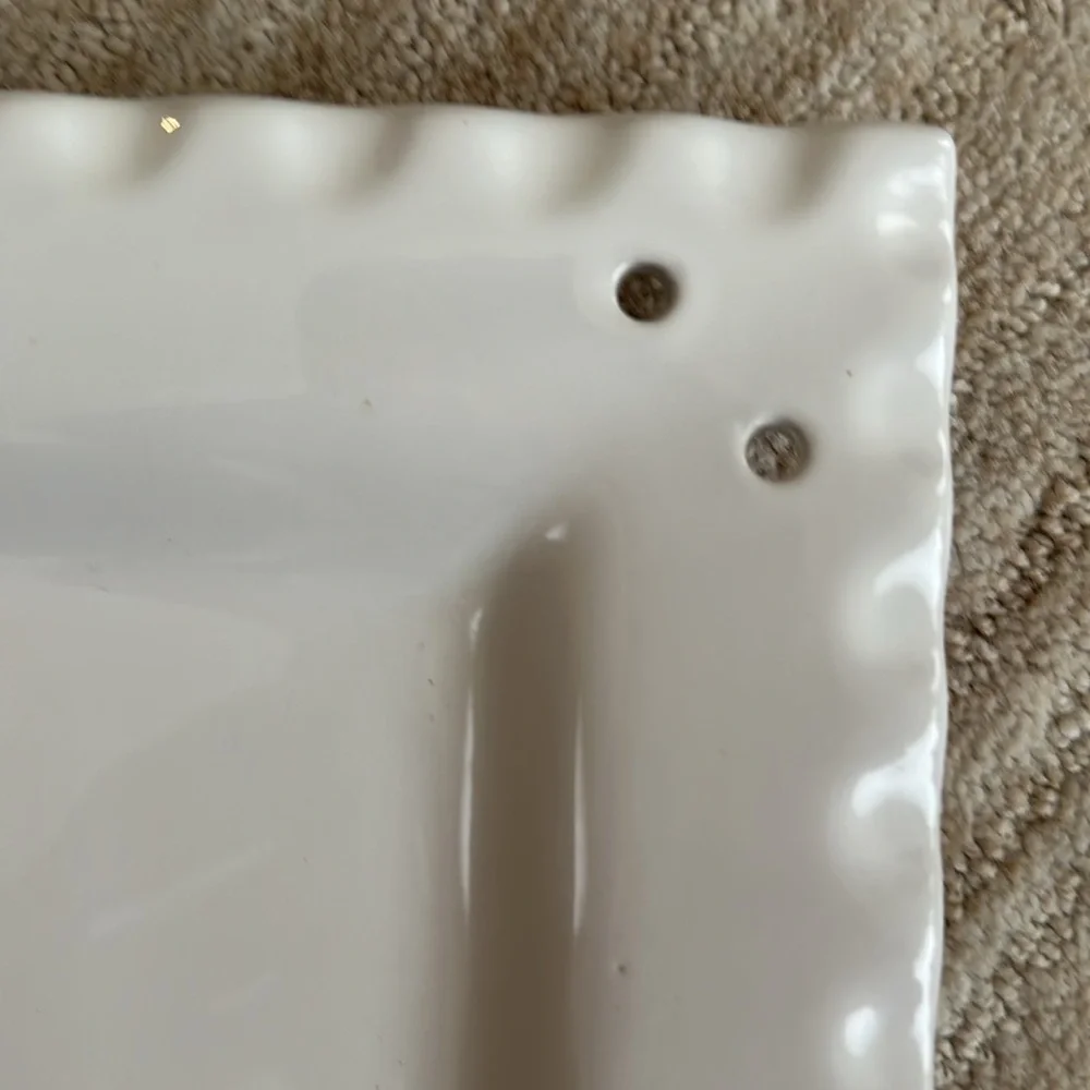 Southern Living Dress Me Up Ribbon Rectangular Platter 13.5 x 7.5 White Scallop